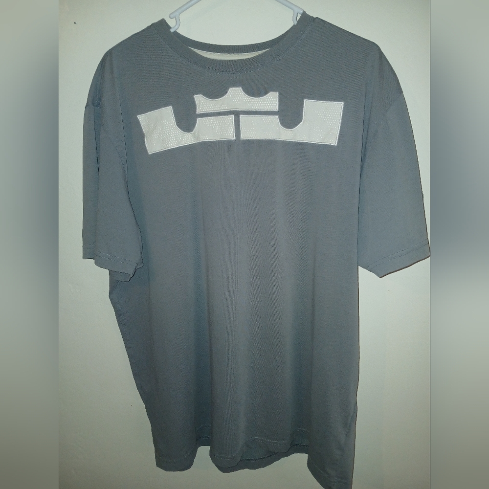 Lebron James XXL tee